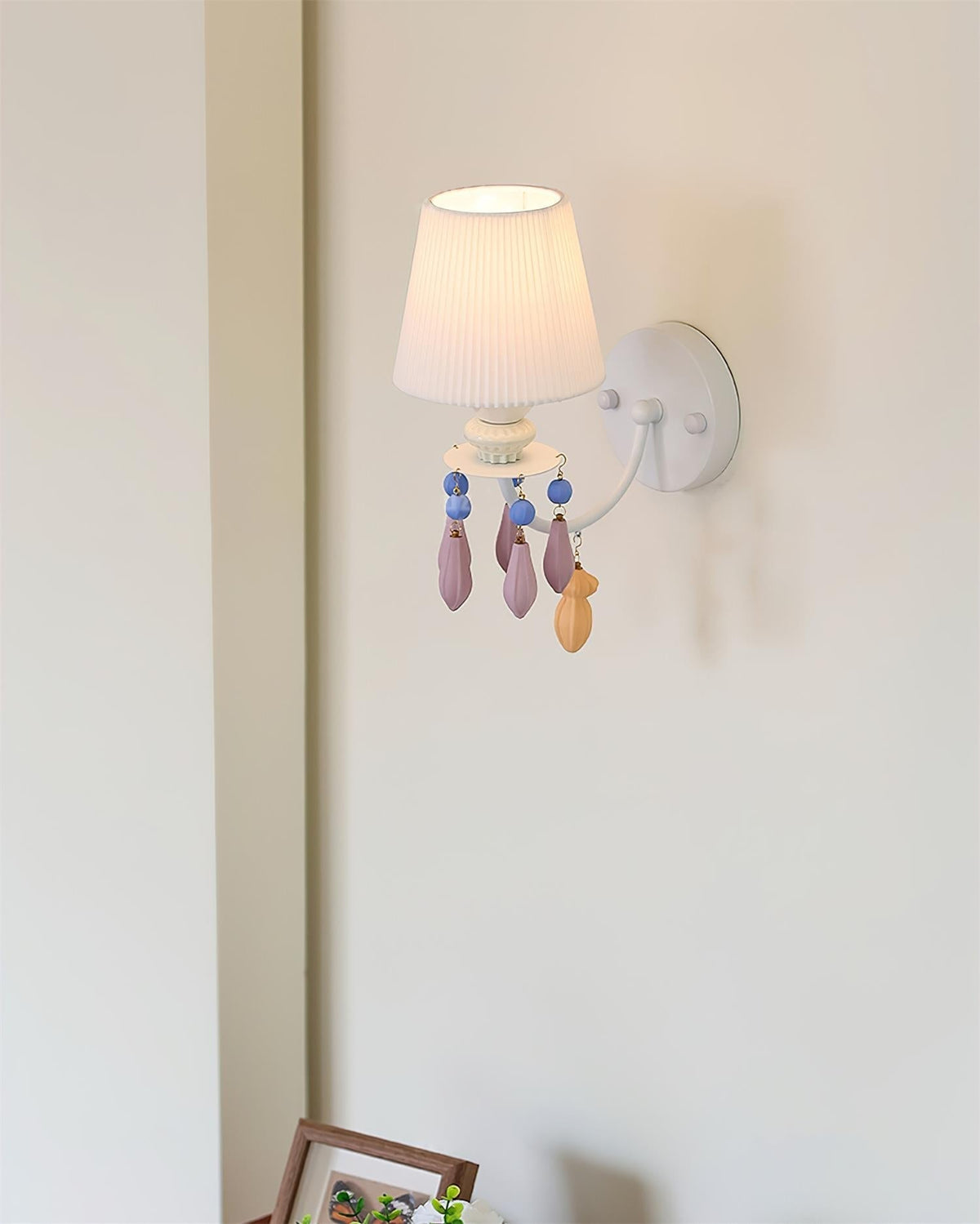 Avenivelia wandlamp