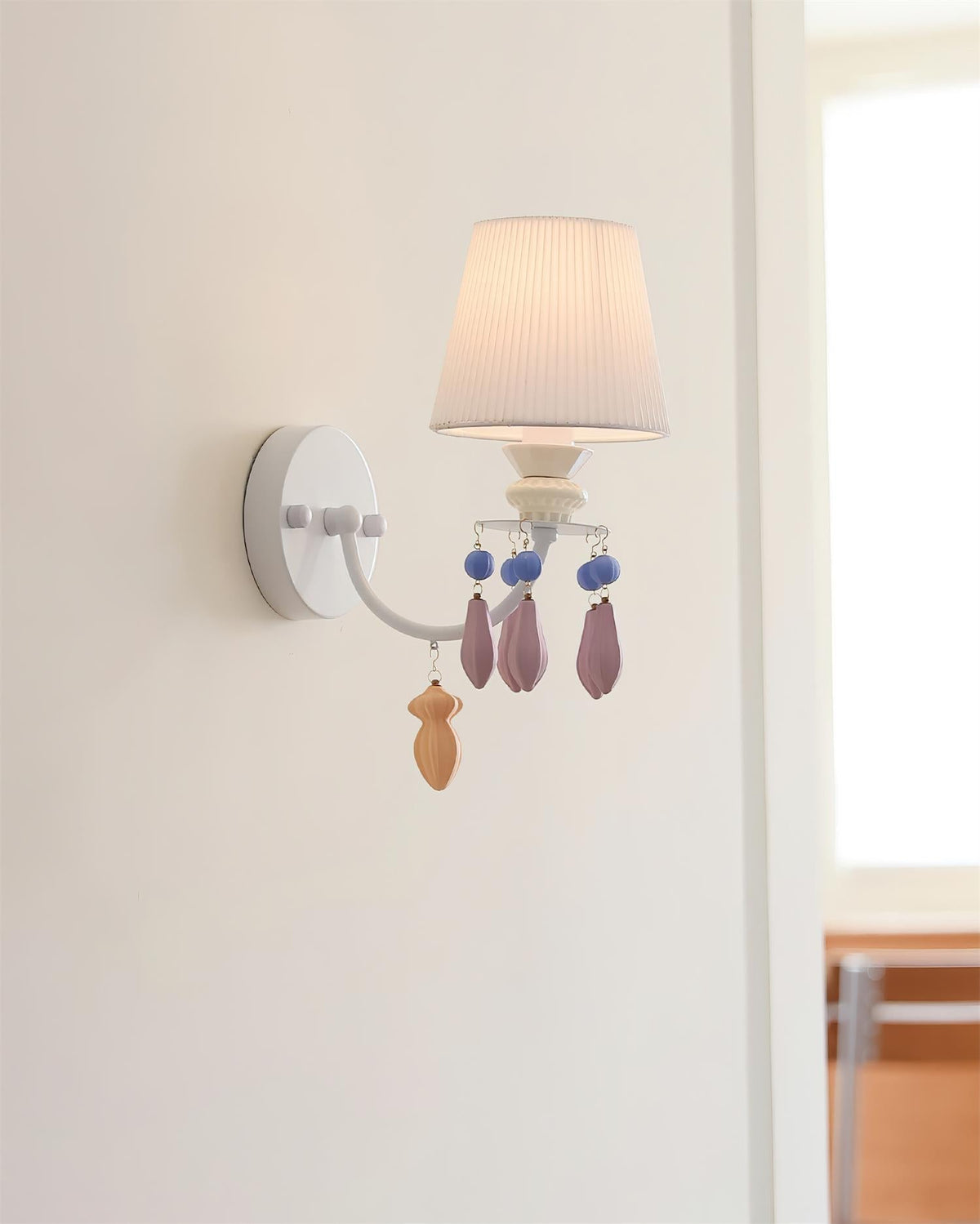 Avenivelia wandlamp
