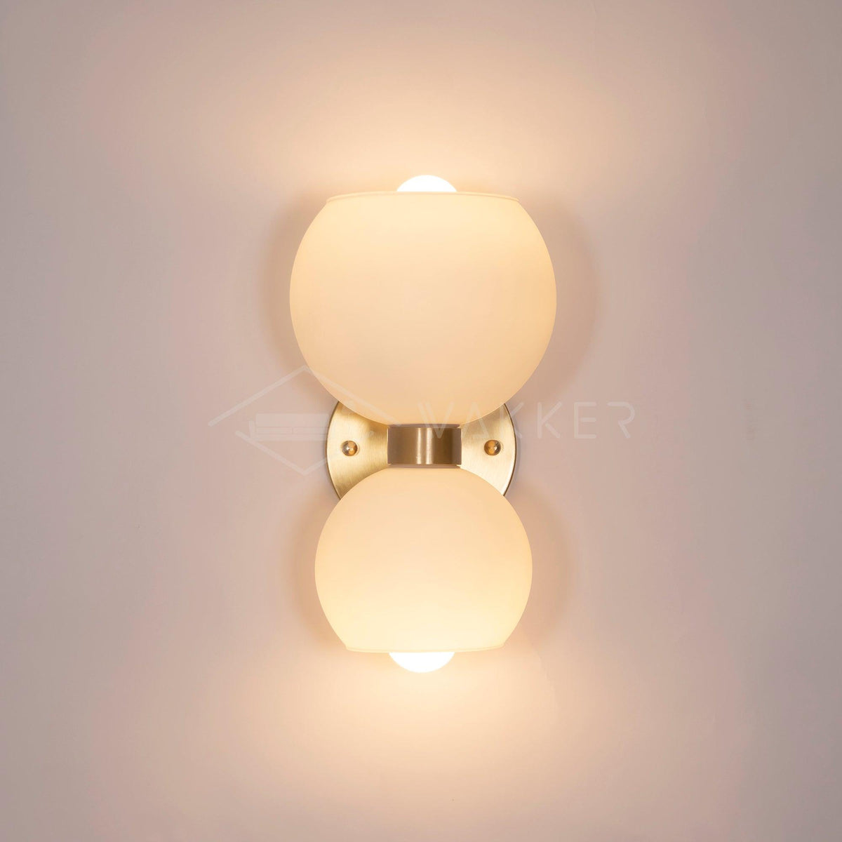 Avynion Moderne wandlamp van glas met Noordse kunst