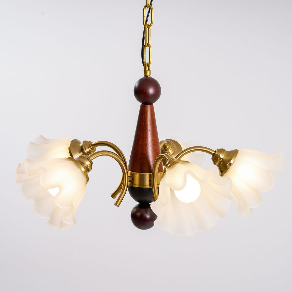 Ilvinan Traditionele Elegantie Houten glas Kroonluchter