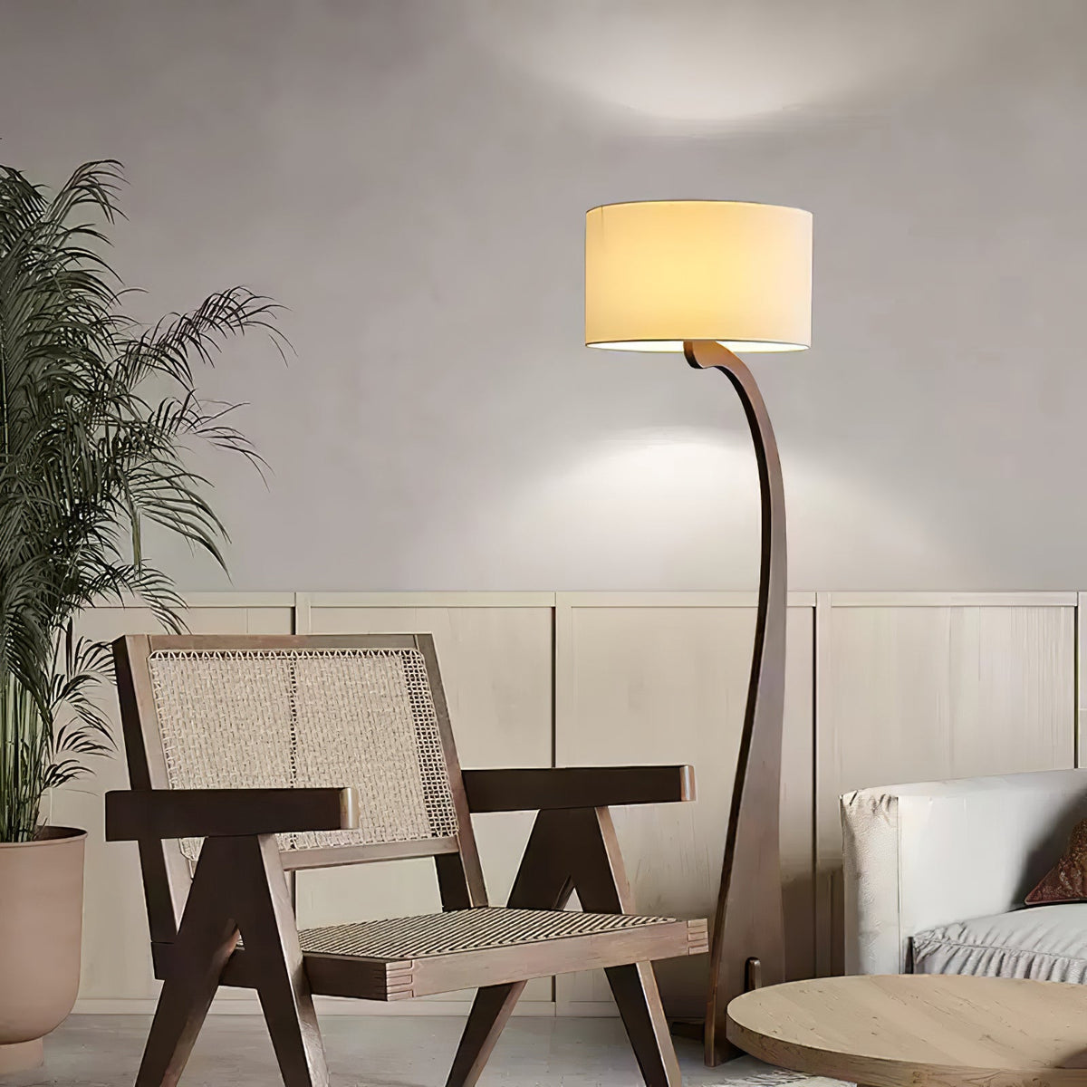 Viraineria vloerlamp met Noorse houten boog