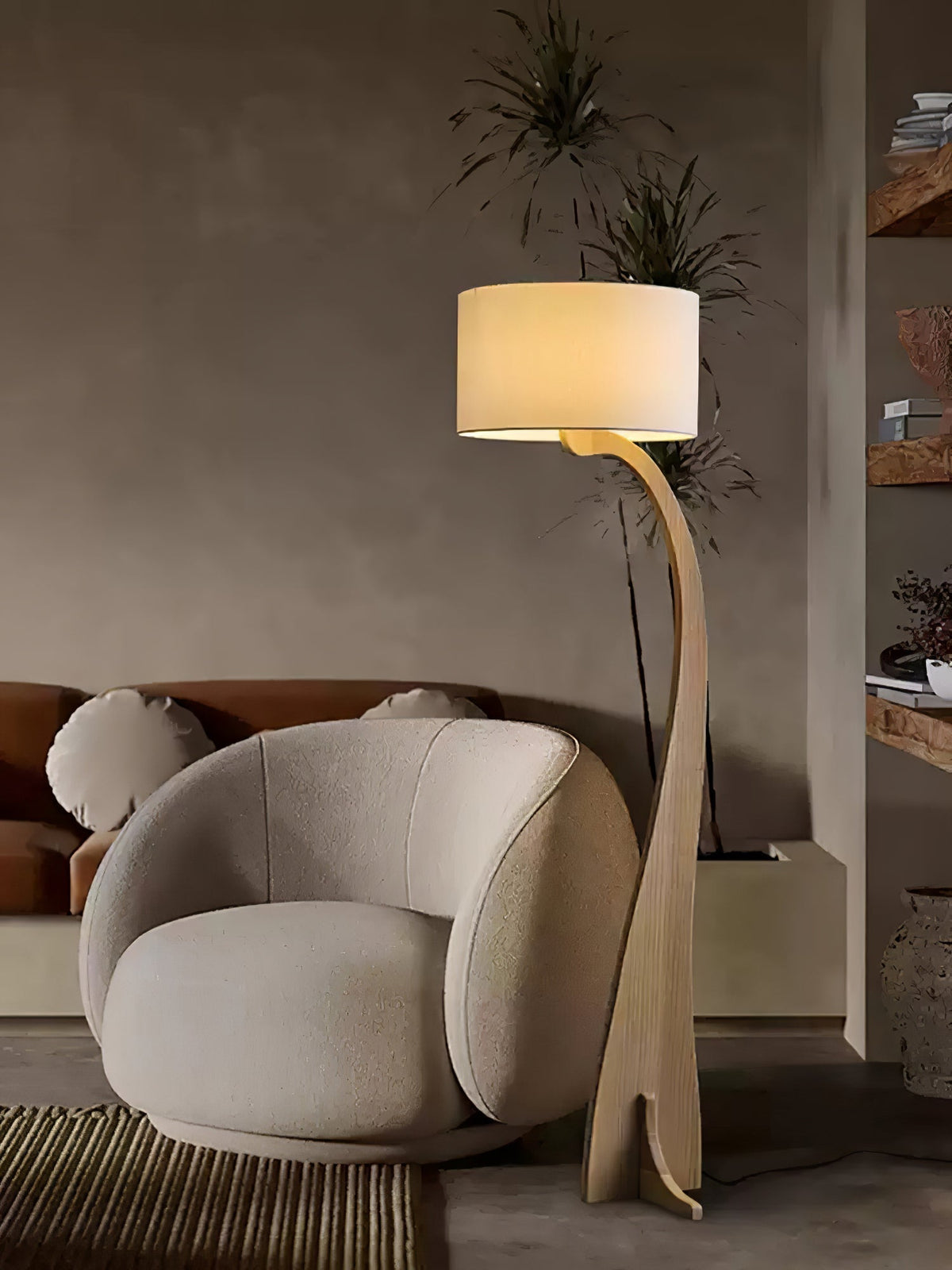 Viraineria vloerlamp met Noorse houten boog