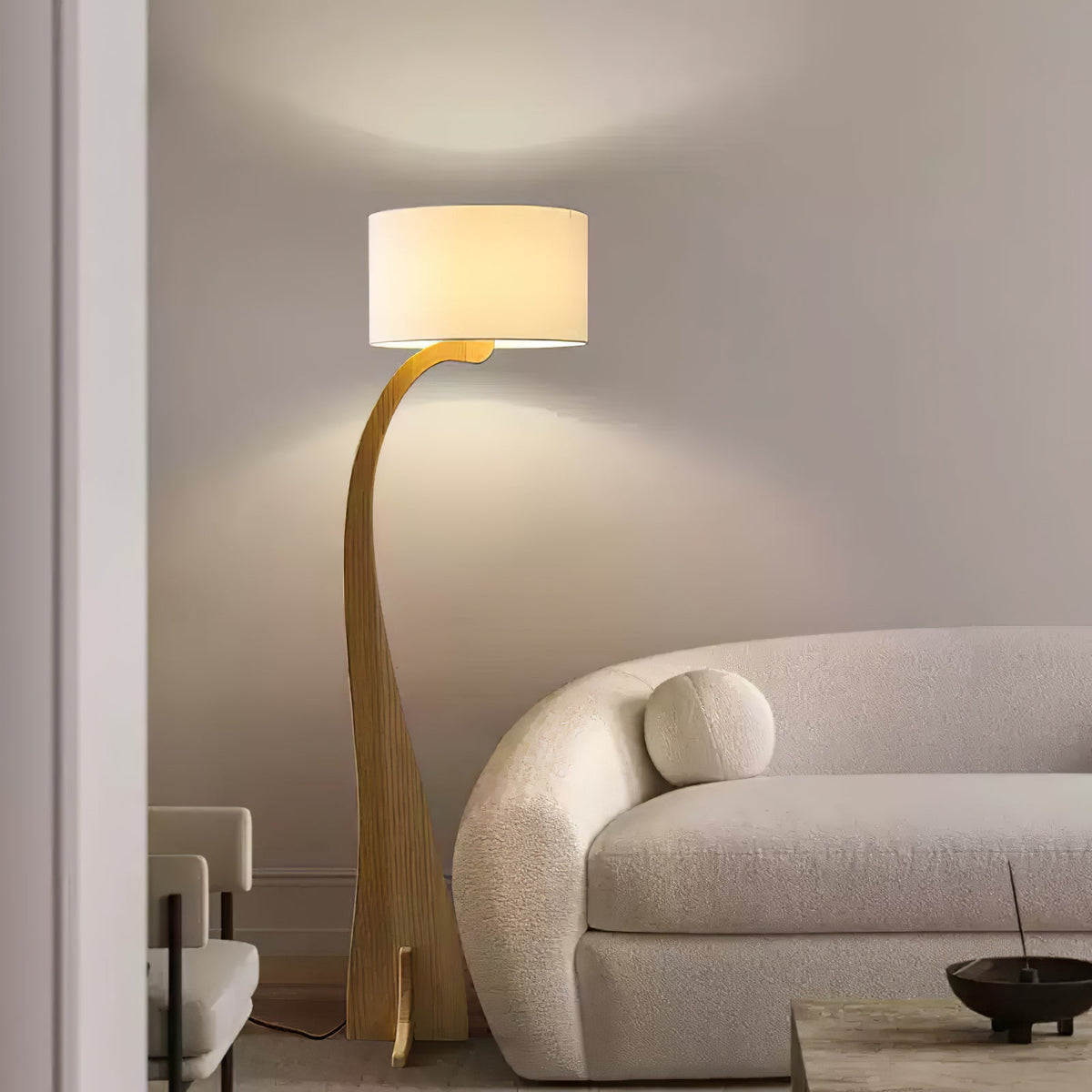 Viraineria vloerlamp met Noorse houten boog