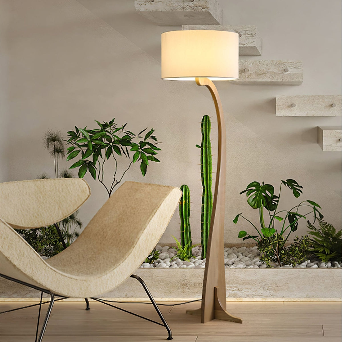 Viraineria vloerlamp met Noorse houten boog