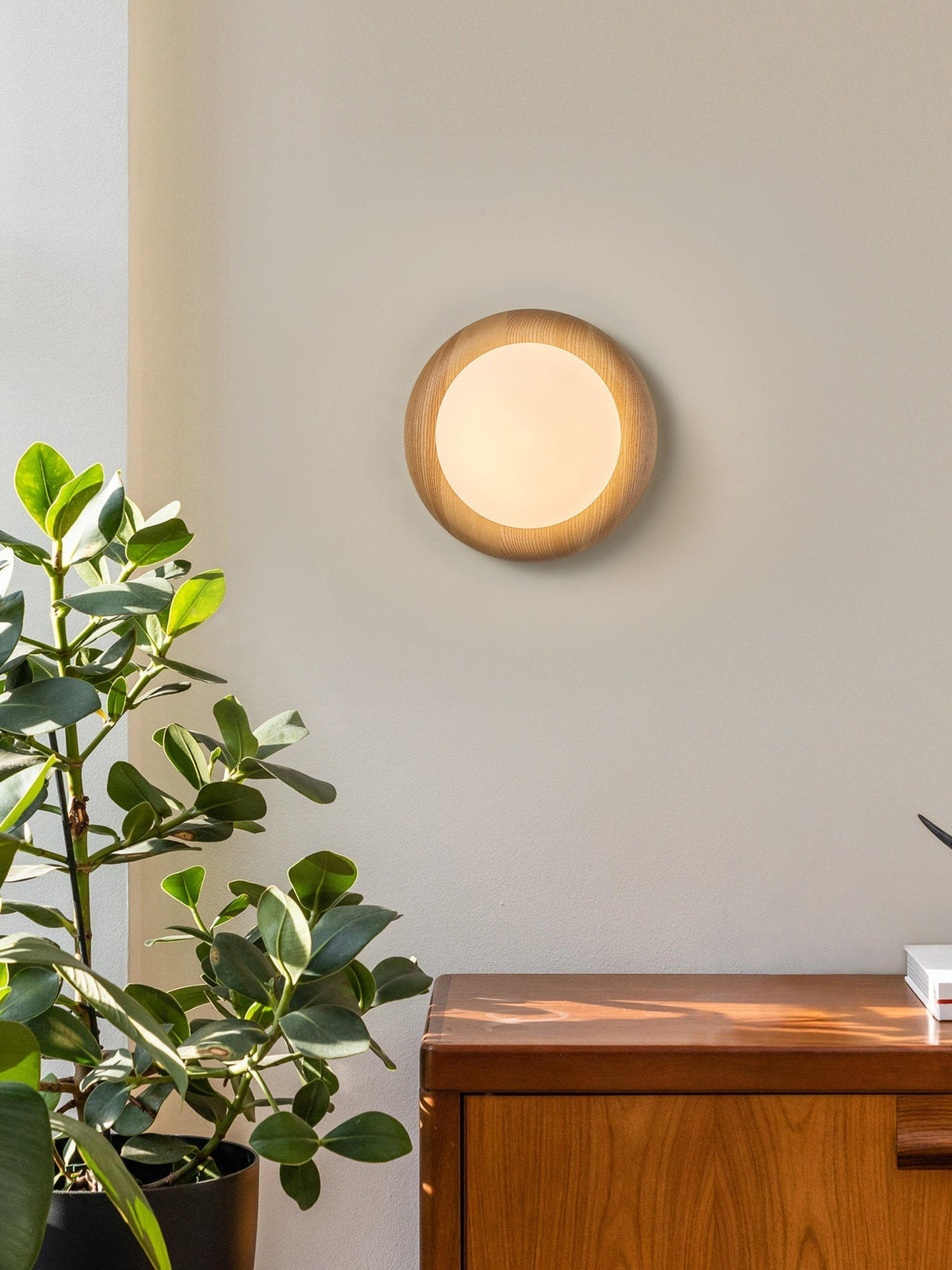 Rinaelia houten wandlamp