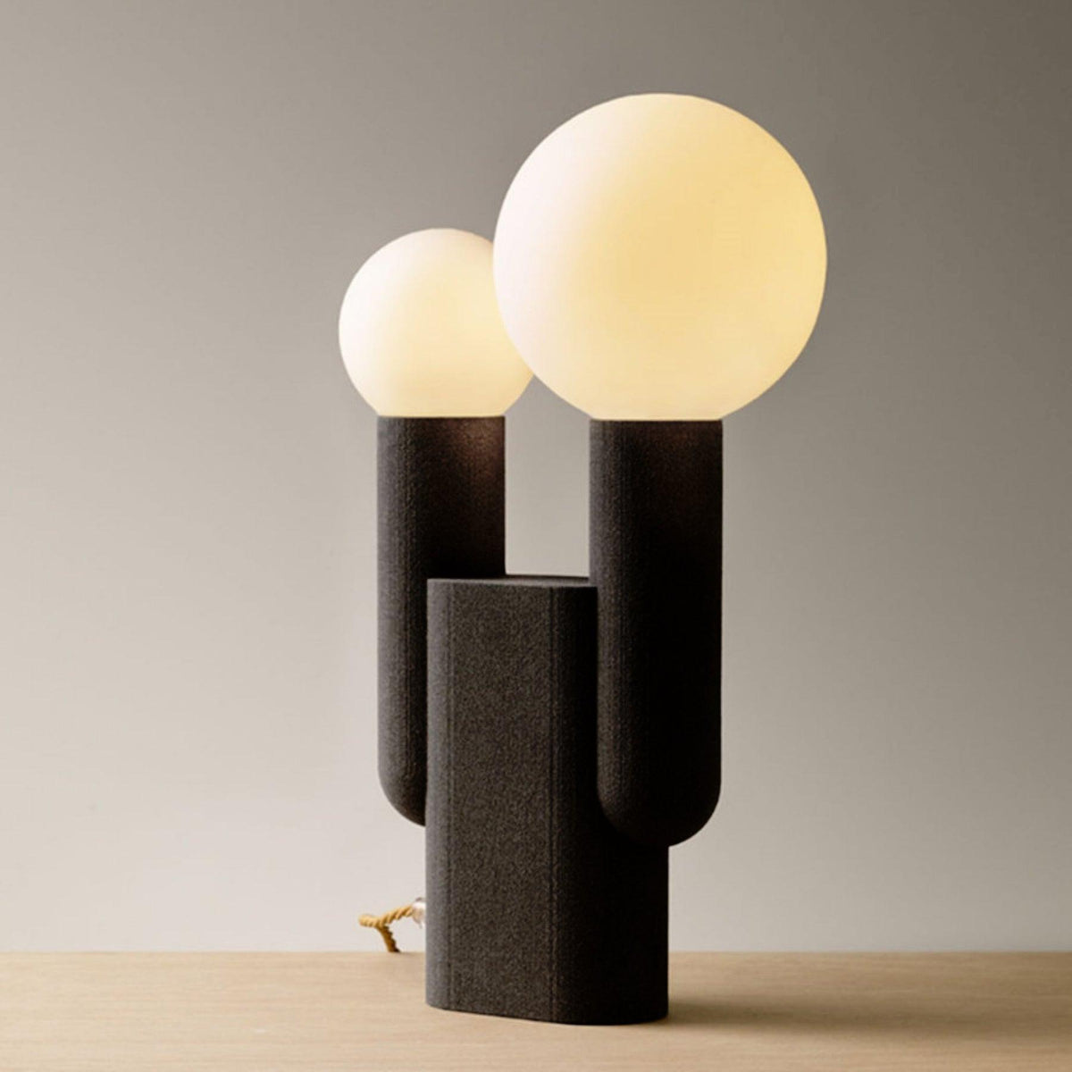 Zevelyre wandlamp van organisch hars