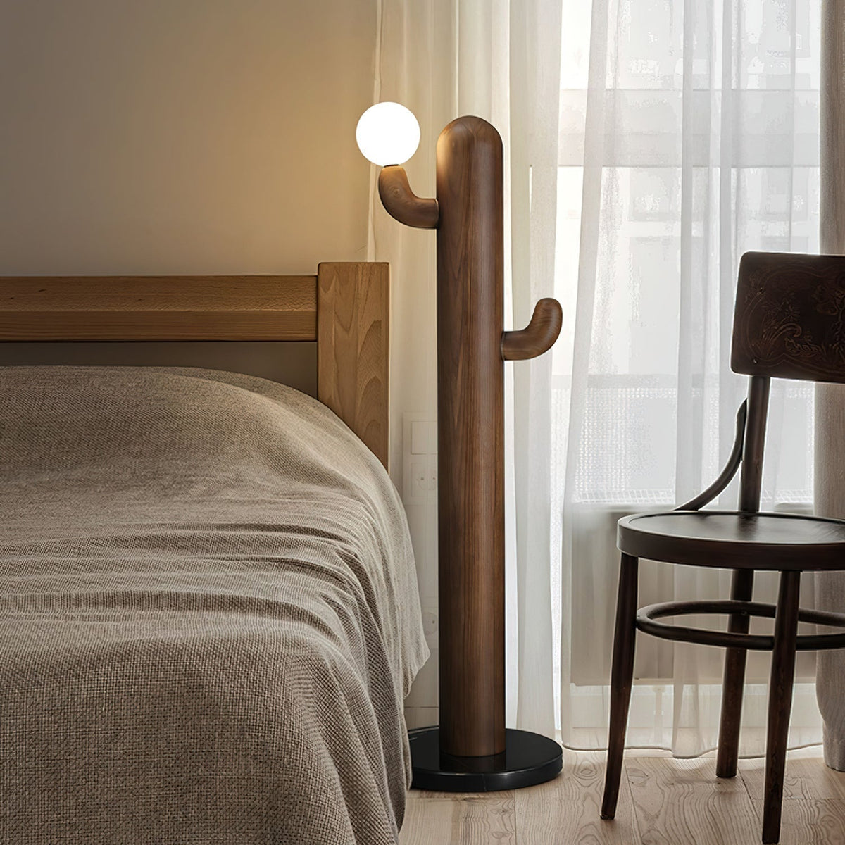 Blaze Cactus Houten vloerlamp