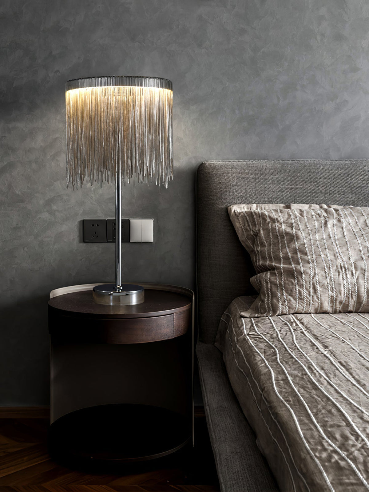 Cascade Cadena Tassel tafellamp