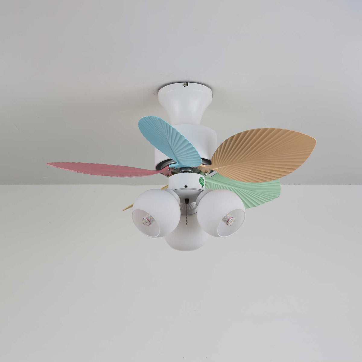 Celoia kleurrijke plafondventilator met verlichting van glas