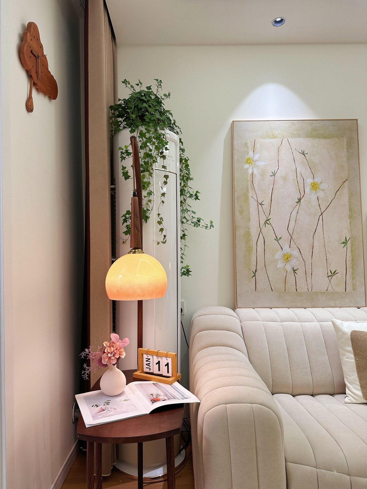 Fior Moderne vloerlamp van walnoothout