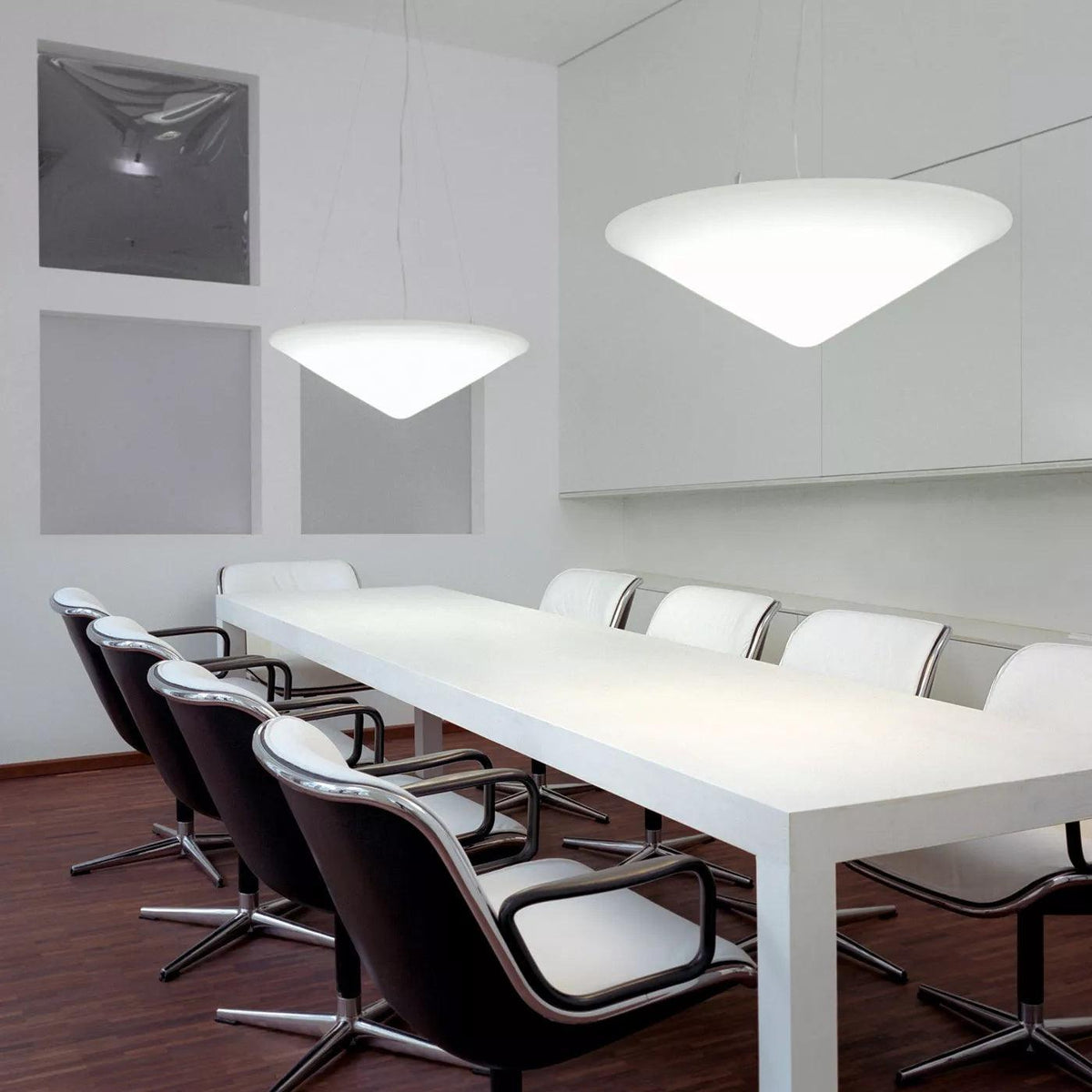 Othian hanglamp polyethyleen gekantelde hoed minimalistisch