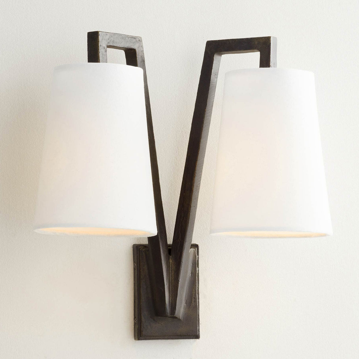 Viraoenne wandlamp