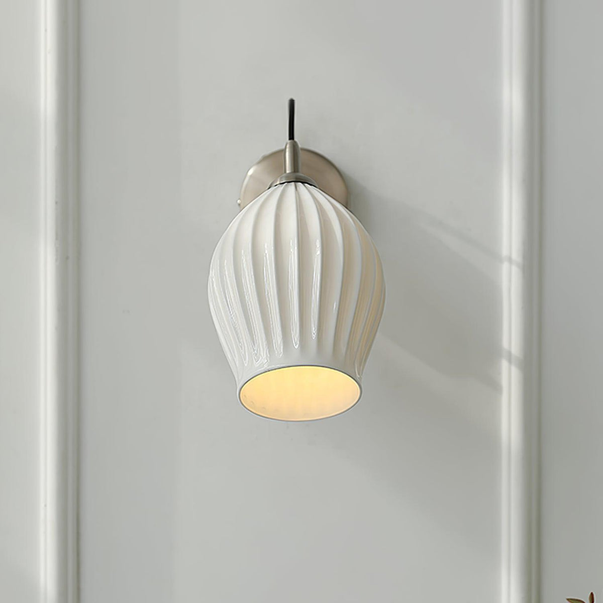 Zotalisra moderne minimalistische geribbelde wandlamp van keramiek