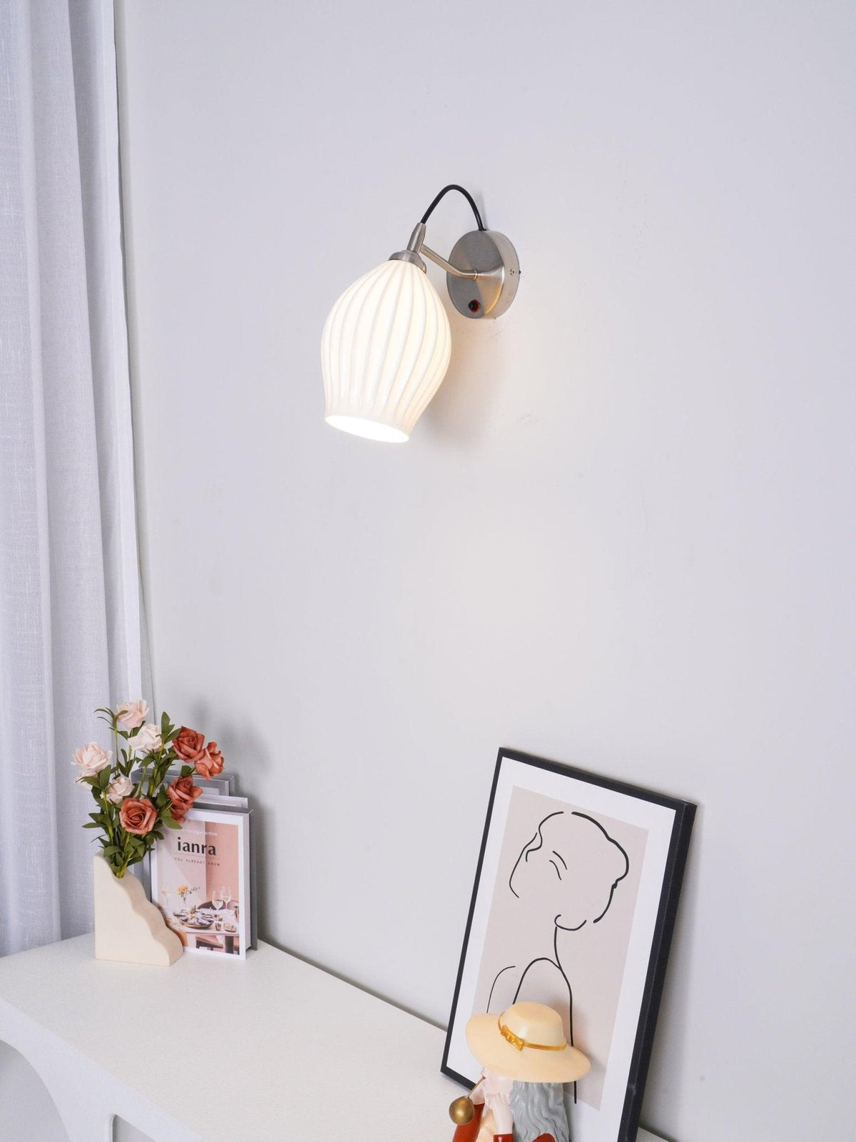 Zotalisra moderne minimalistische geribbelde wandlamp van keramiek