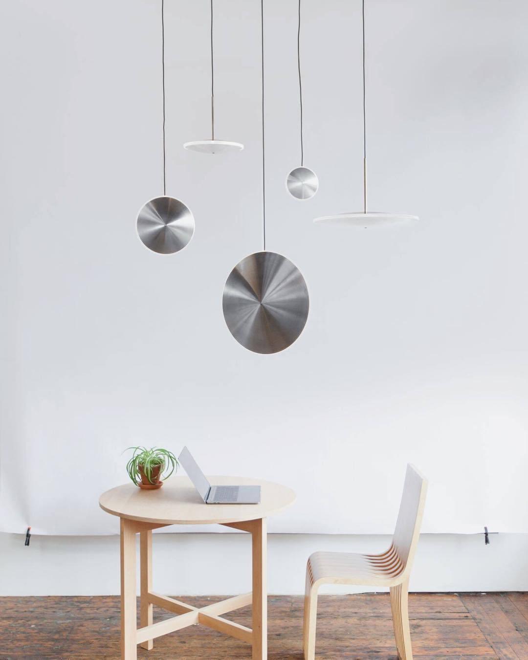 Uvenisra Moderne minimalistische hanglamp in schotelvorm