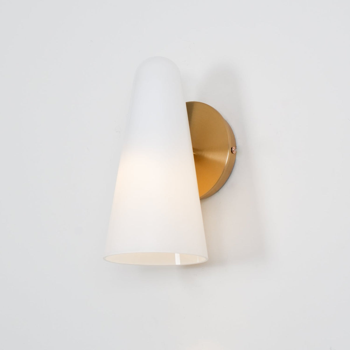 Lioririella Conical glas wandlamp