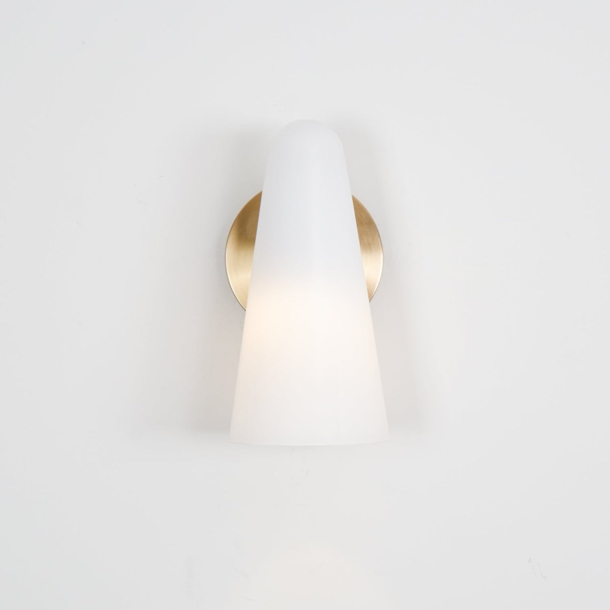 Lioririella Conical glas wandlamp