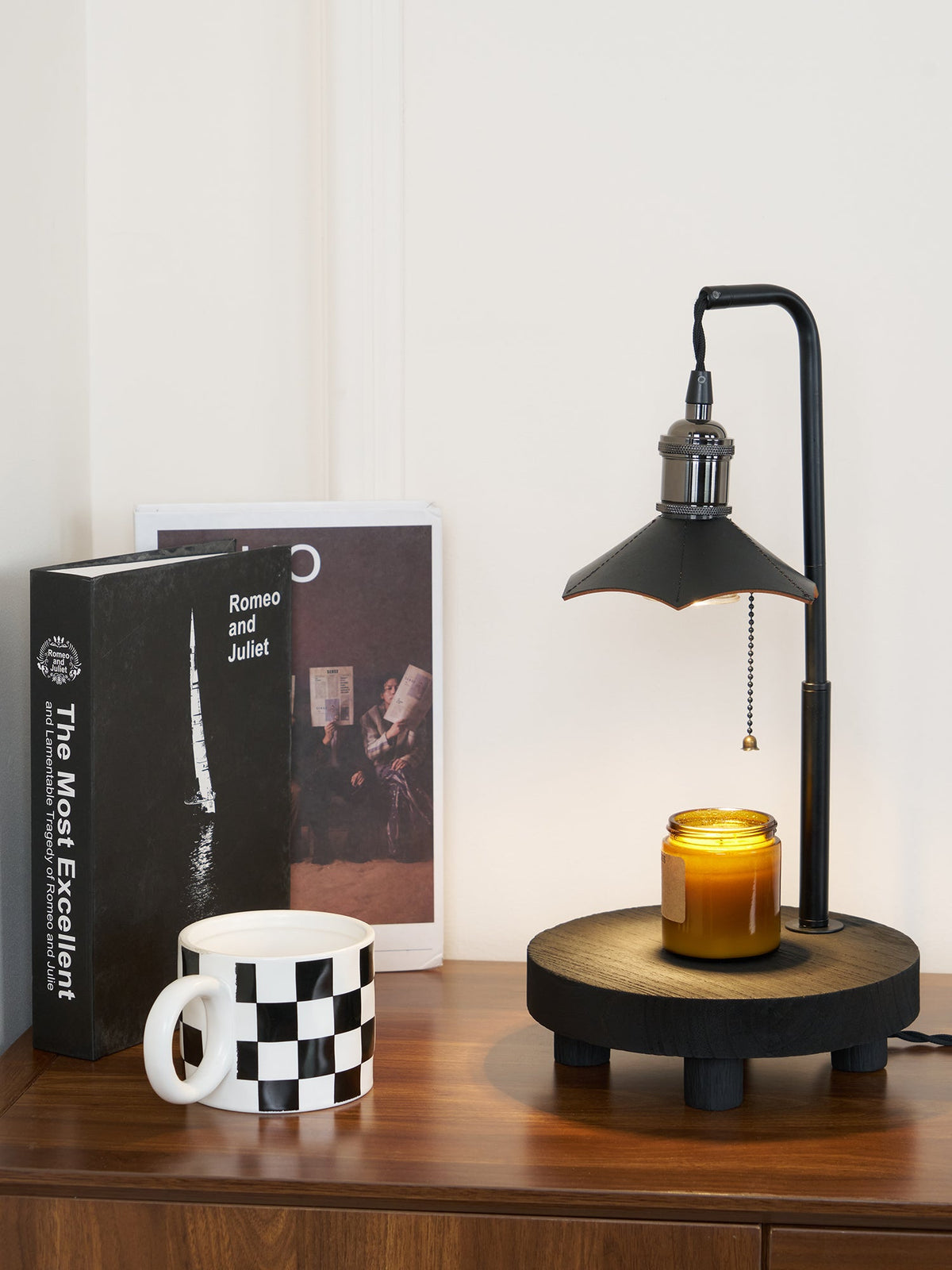 Christian Moderne tafellamp van hout