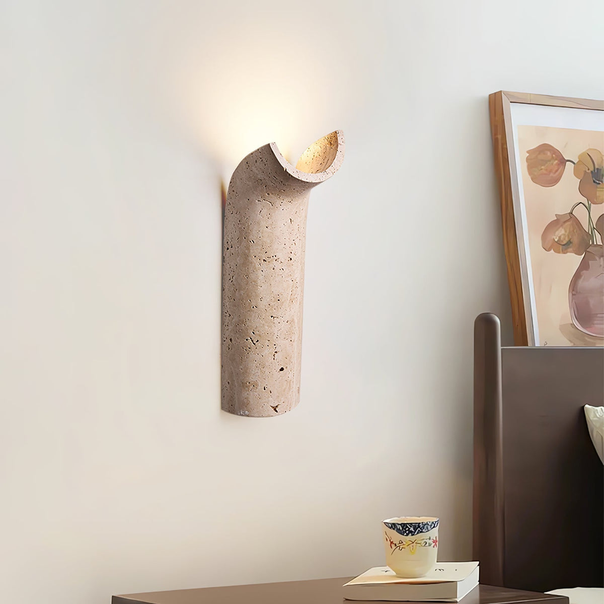 Lycoris wandlamp met geel travertin