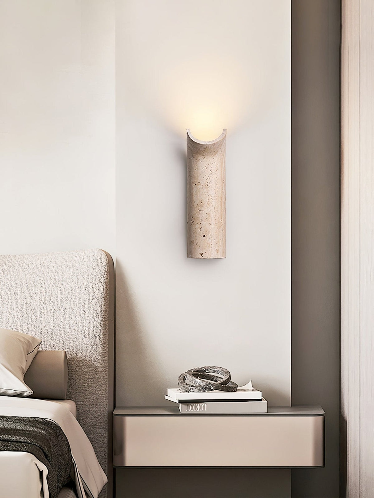 Lycoris wandlamp met geel travertin
