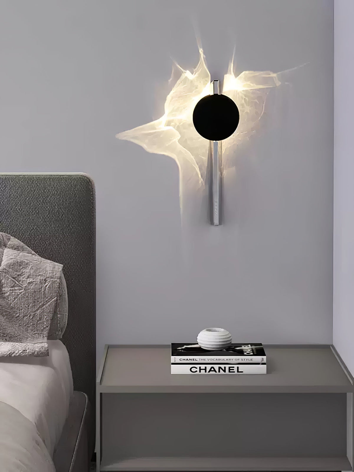 Pethr Wave Minimalistische wandlamp van staal