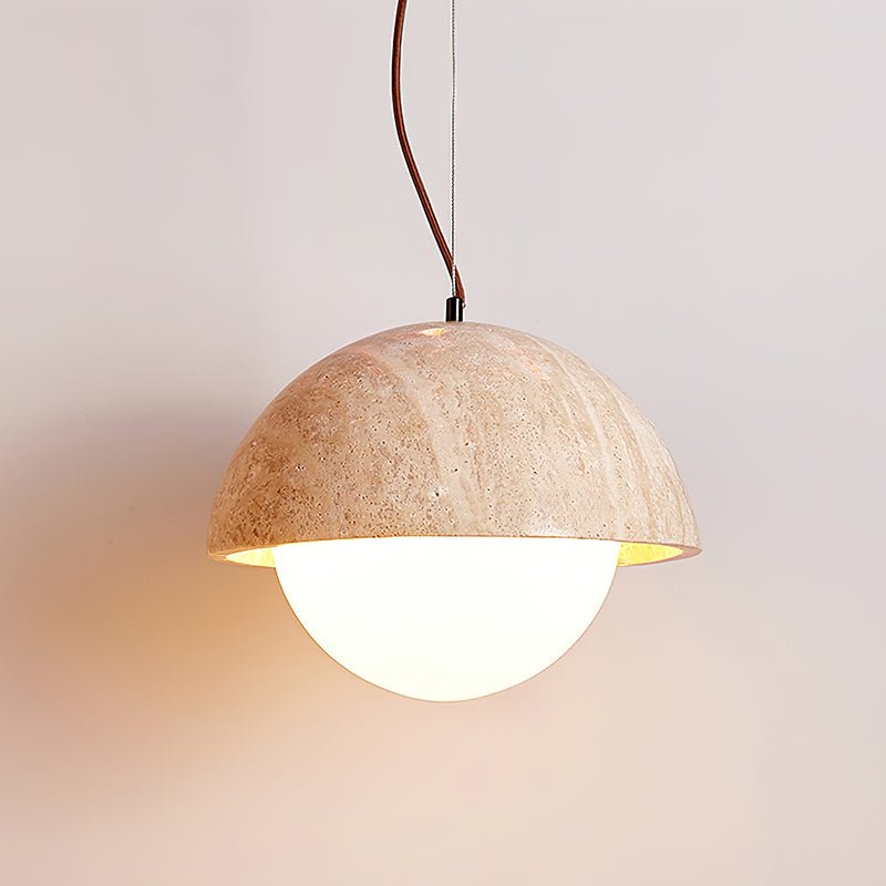 Avdoraris halfronde hanglamp van travertin