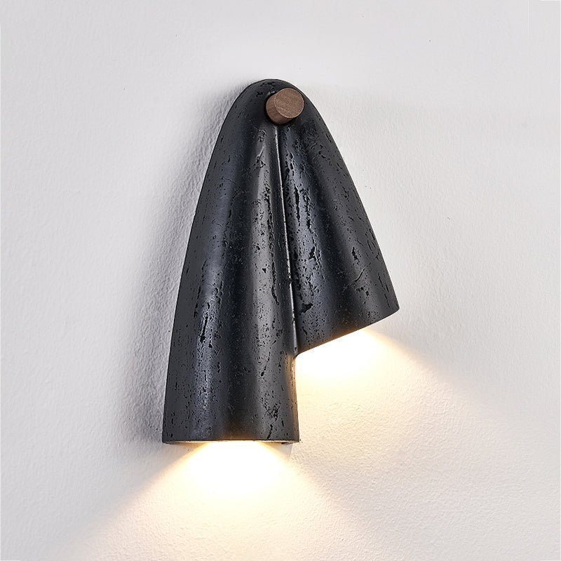 Kora Moderne wandlamp van zwart travertin