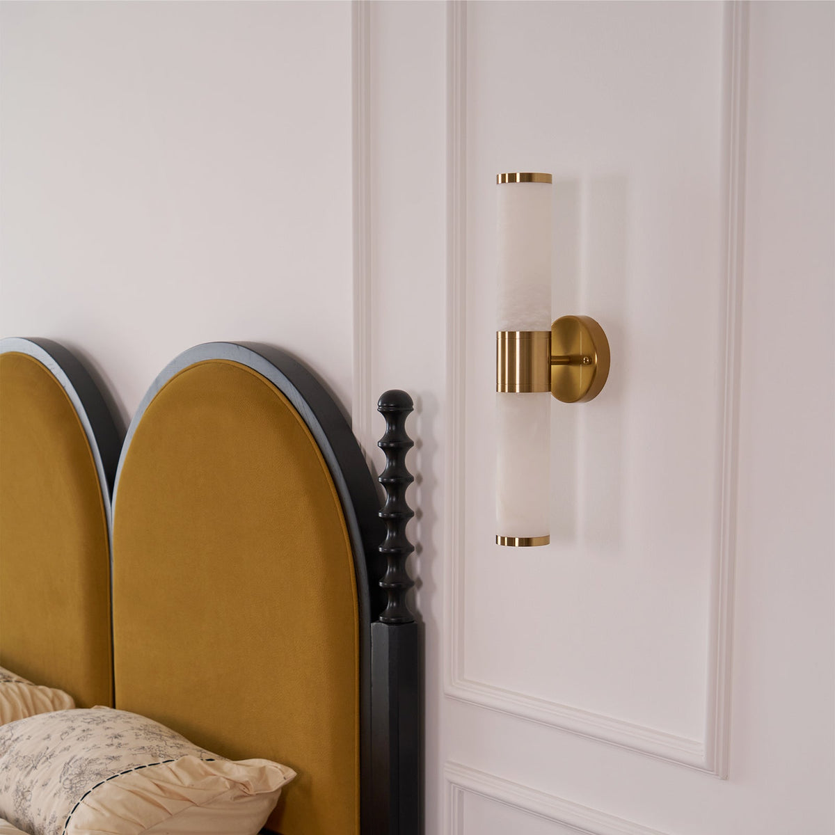 Lucian wandlamp van albast