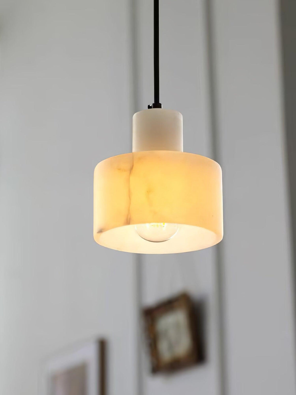 Moderne hanglamp van albast met dubbele cilindervorm