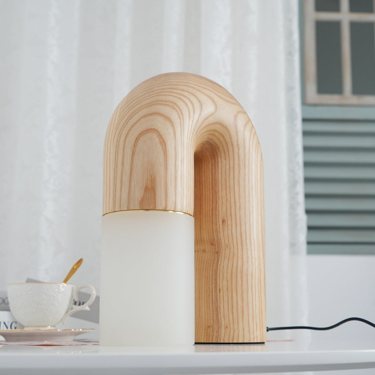 Arch Houten tafellamp