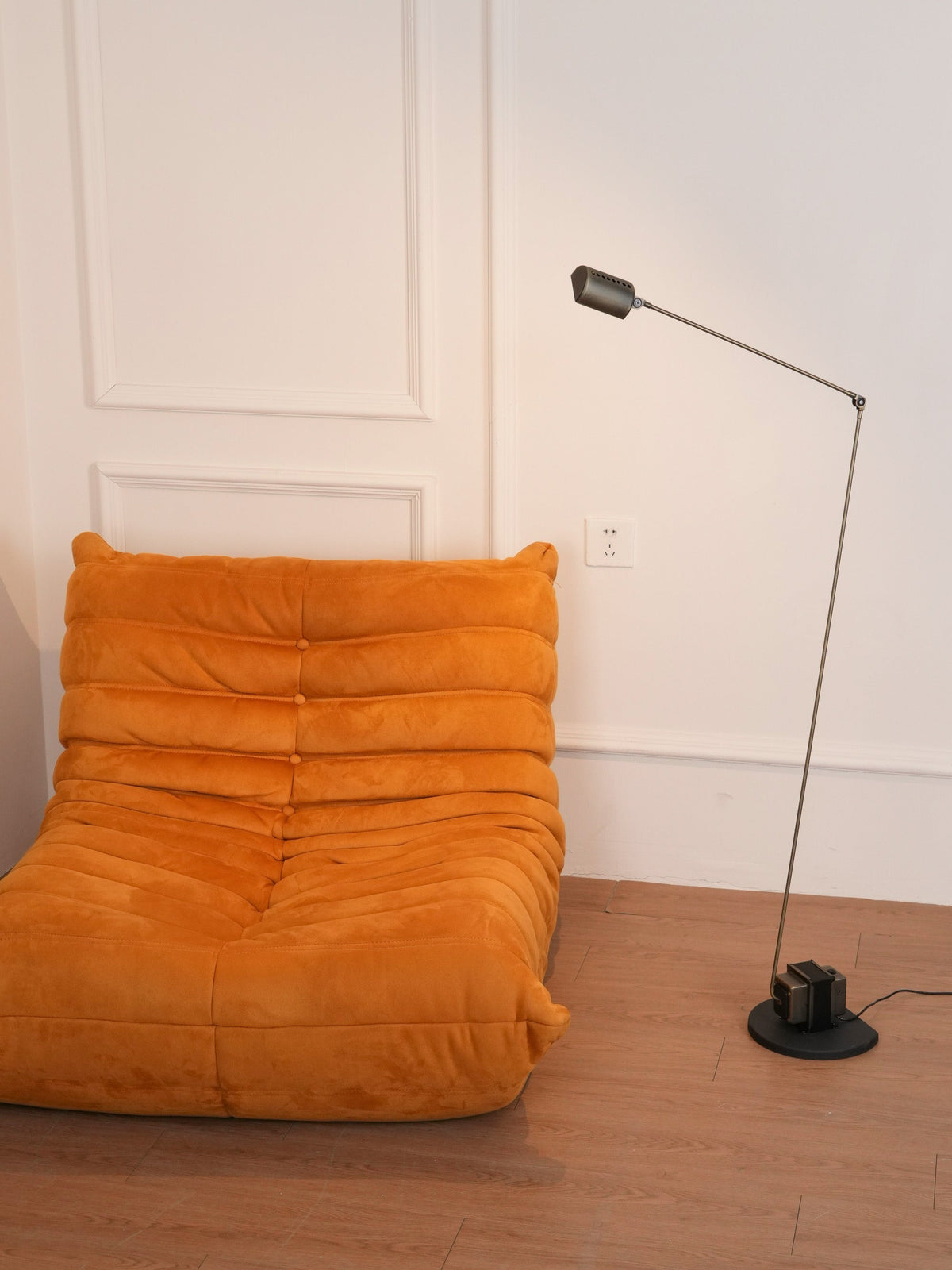 Nerilux instelbare vloerlamp