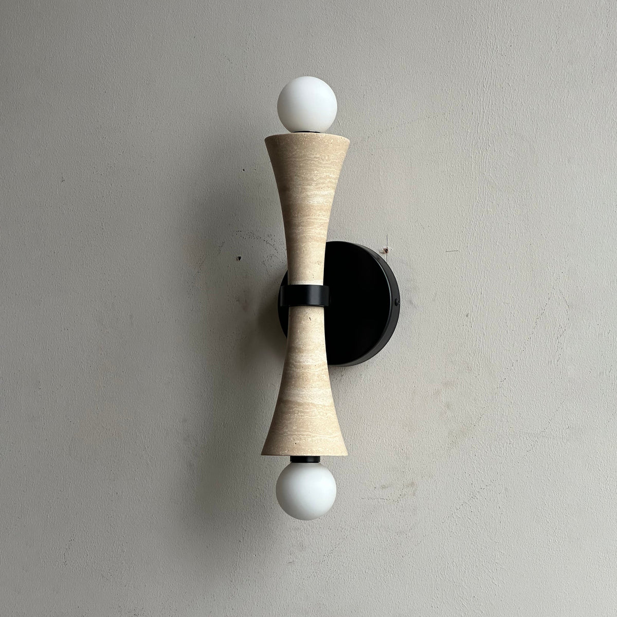 Elaiselle wandlamp