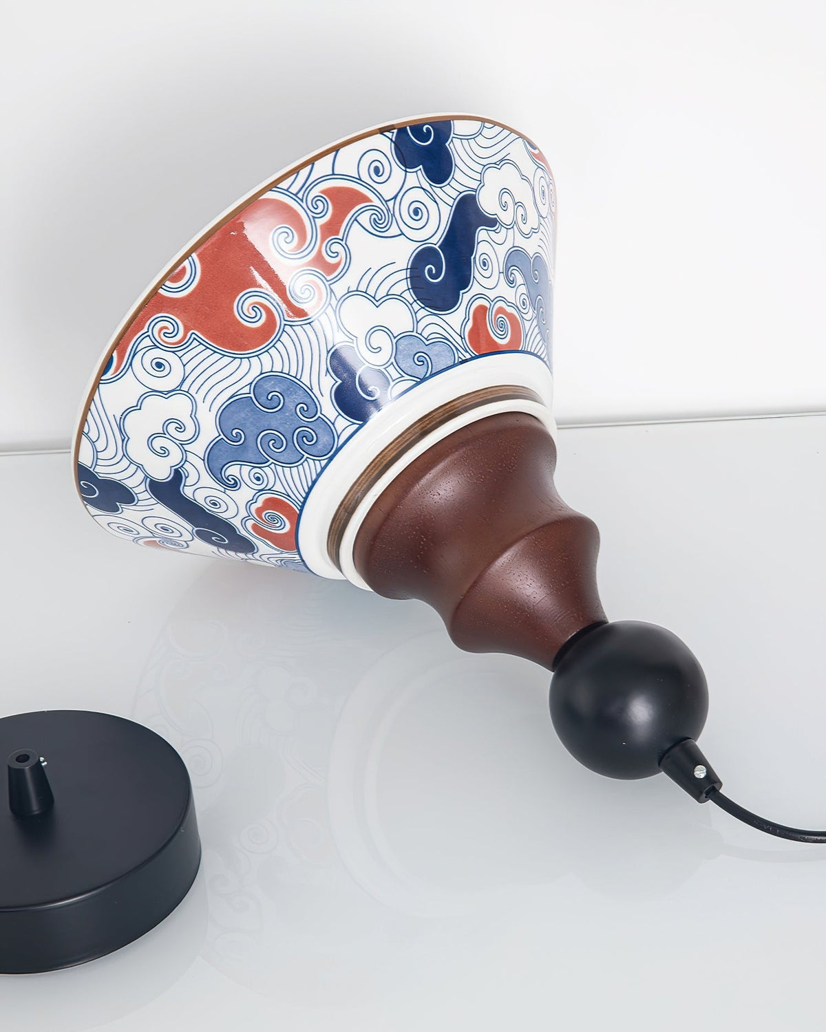 Avenaeria hanglamp met blauwe keramiek