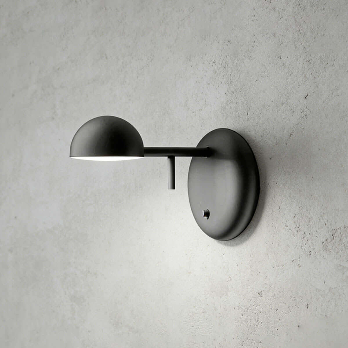 Disc Base koepelvormige wandlamp