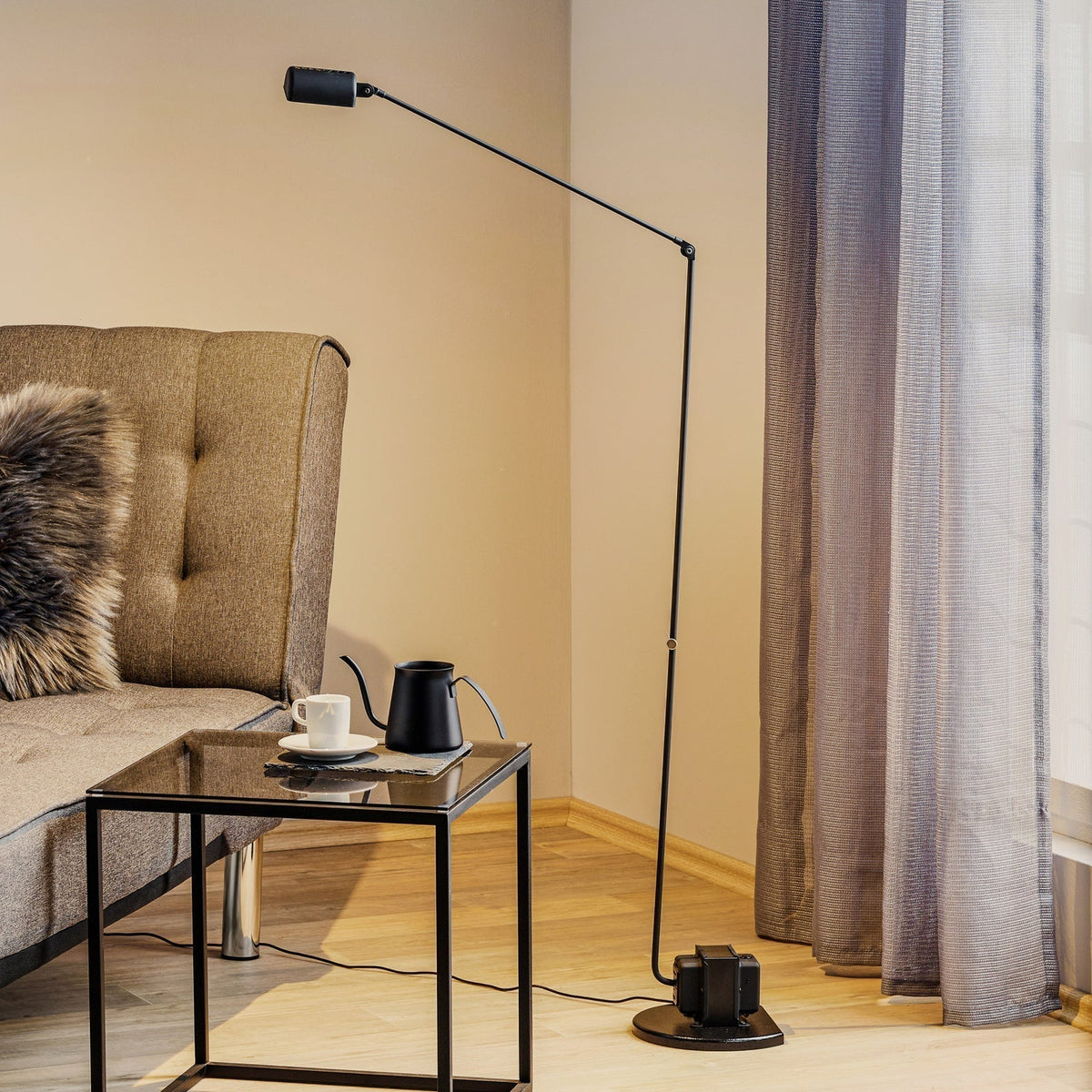 Nerilux instelbare vloerlamp