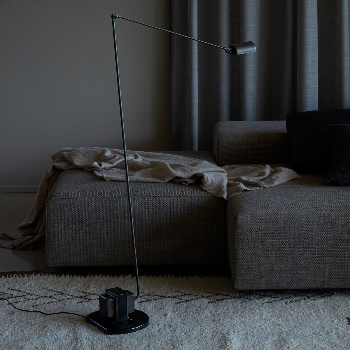 Nerilux instelbare vloerlamp