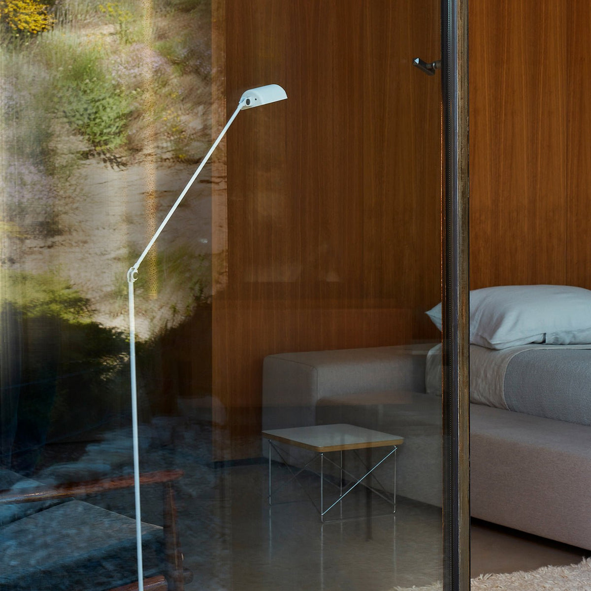 Nerilux instelbare vloerlamp