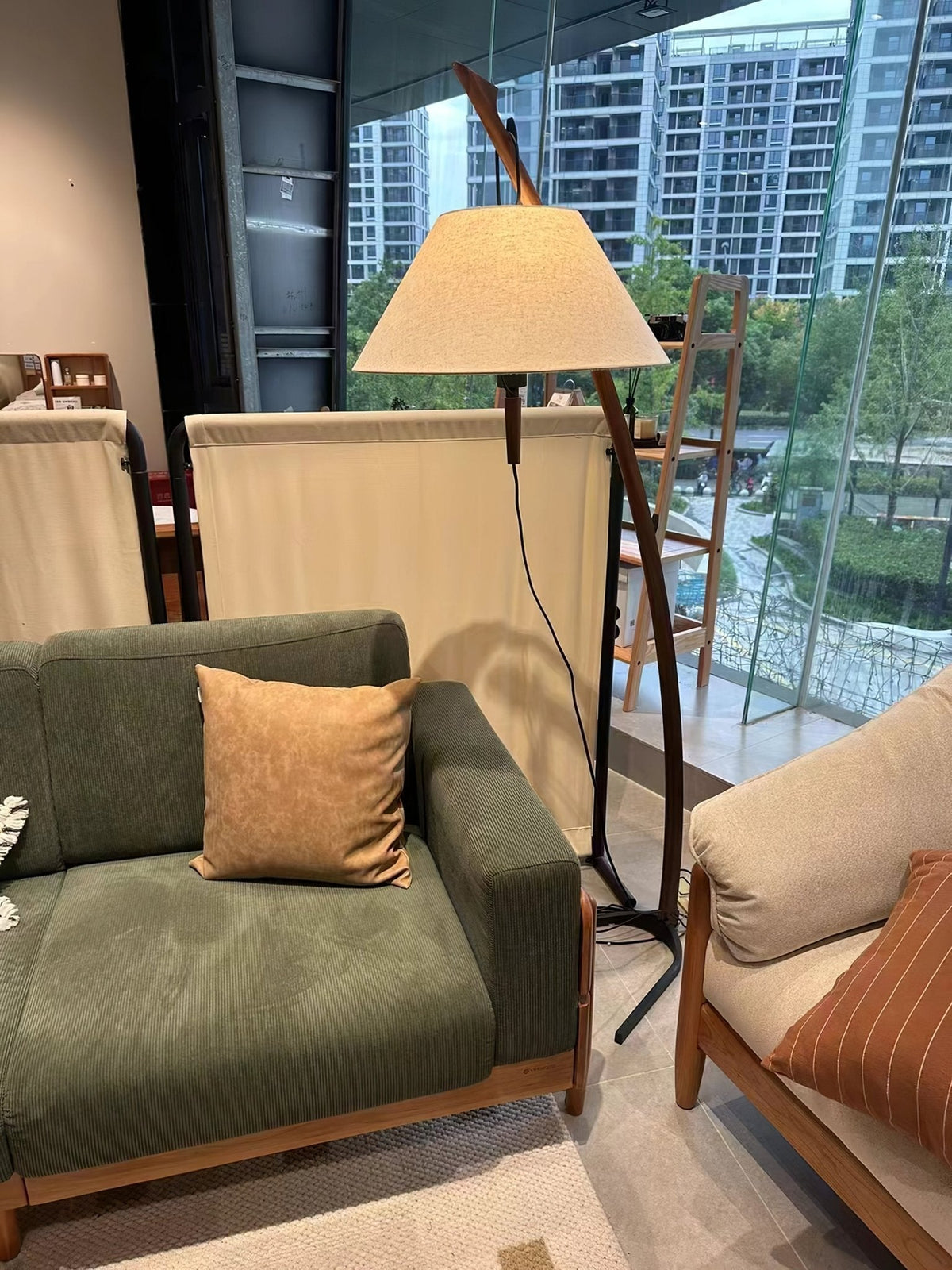 Irigen Arc vloerlamp