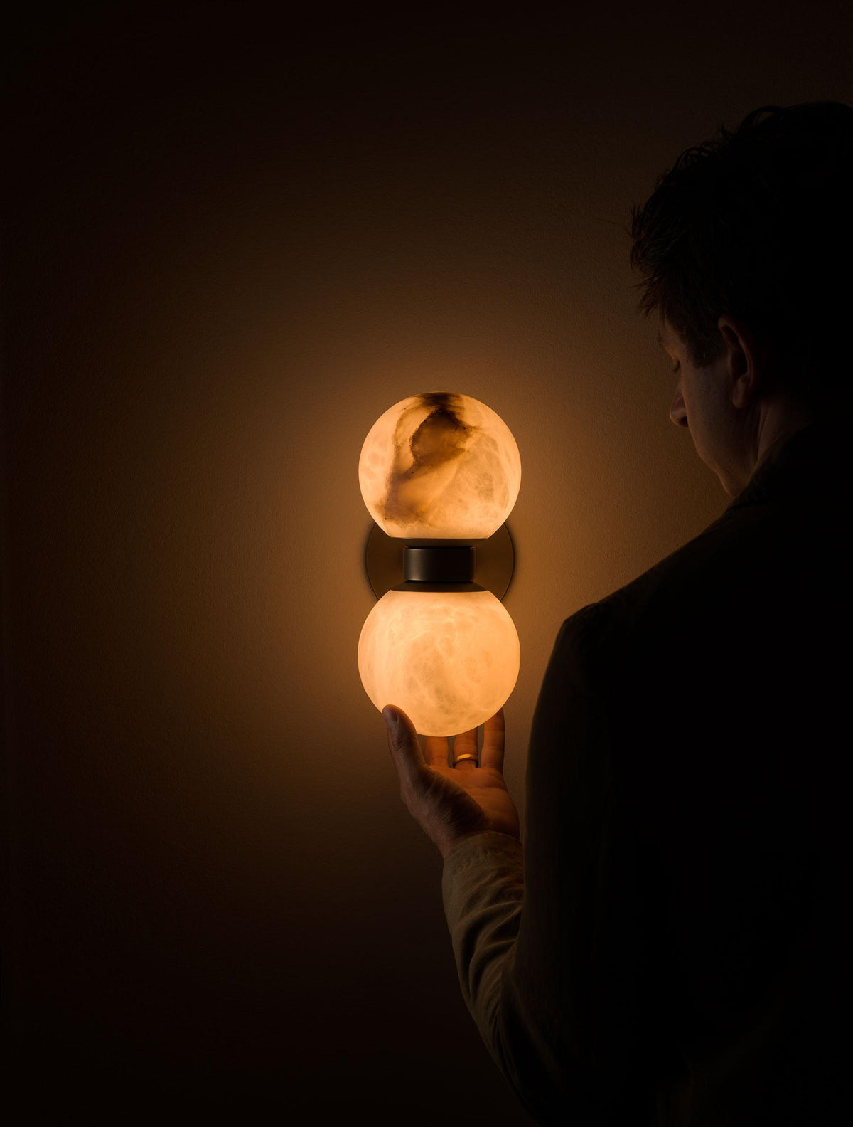 Lush bollen albasten wandlamp