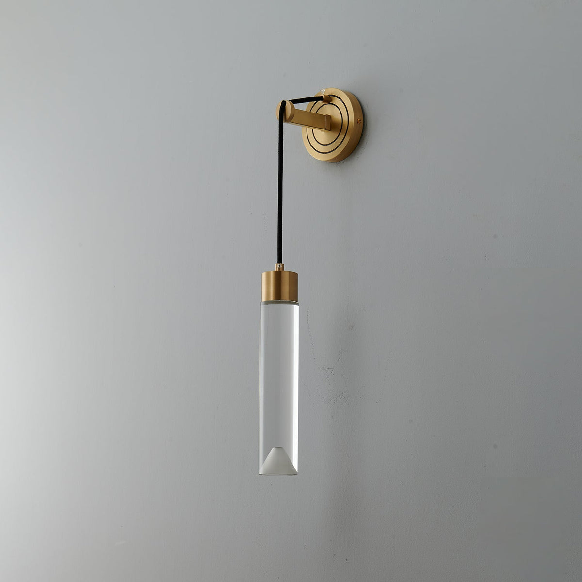 Zodorila Moderne wandlamp uit de Minimalistische Kristalserie