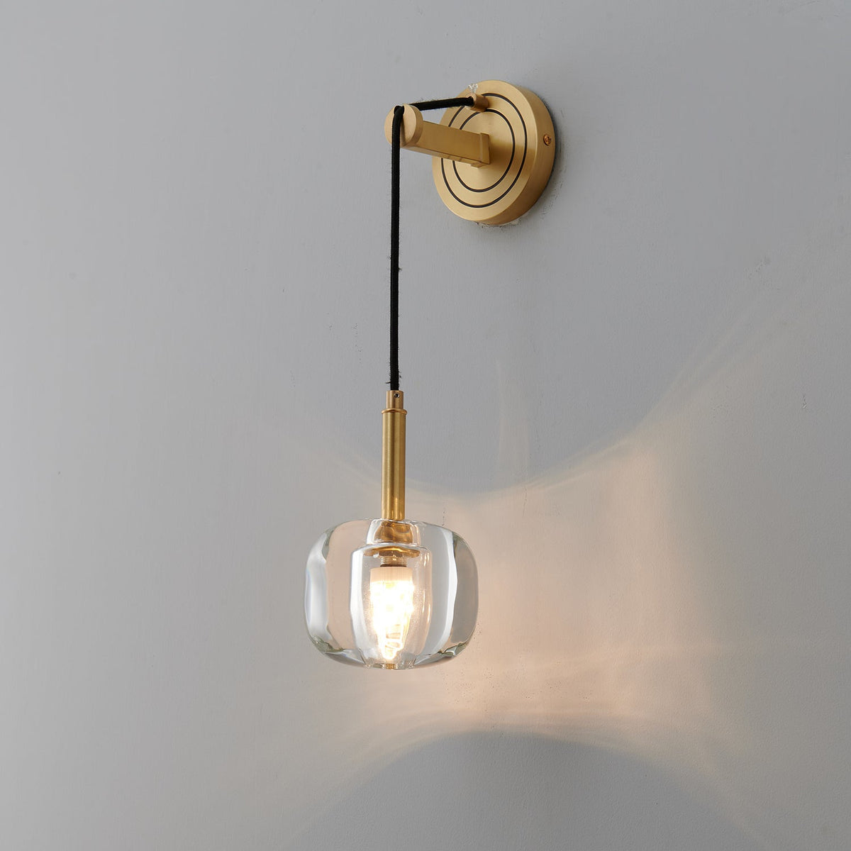 Zodorila Moderne wandlamp uit de Minimalistische Kristalserie
