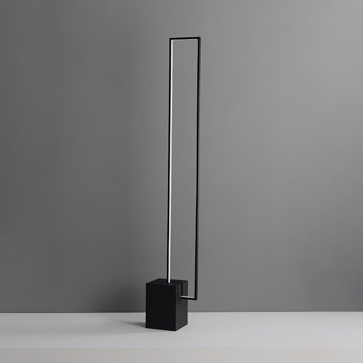 Keloza aluminium vloerlamp