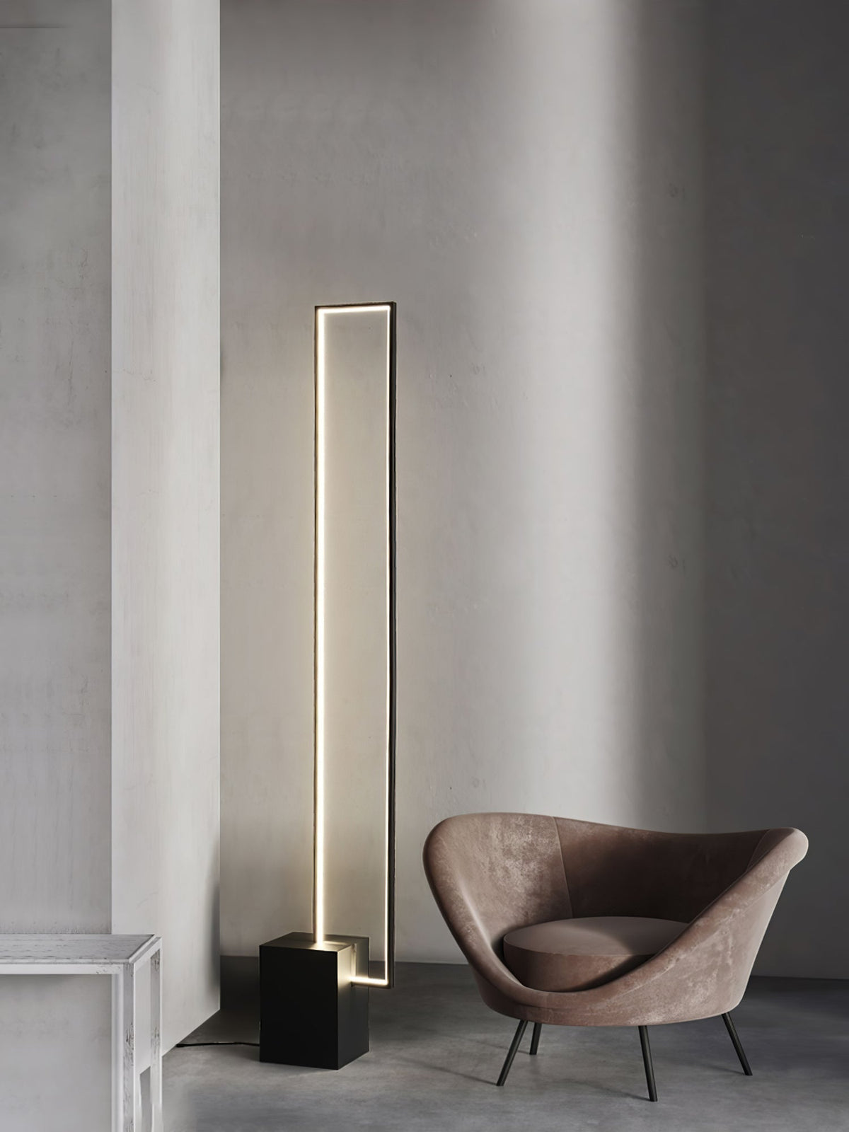 Keloza aluminium vloerlamp