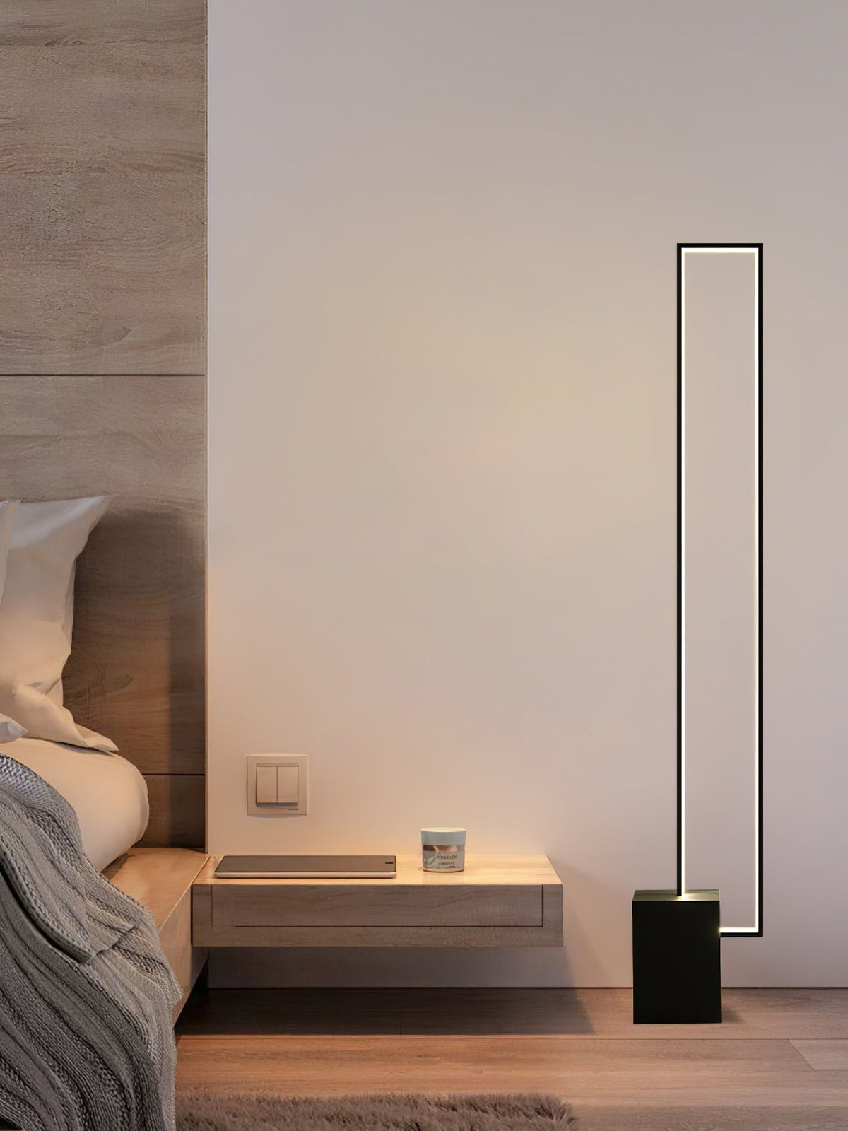 Keloza aluminium vloerlamp