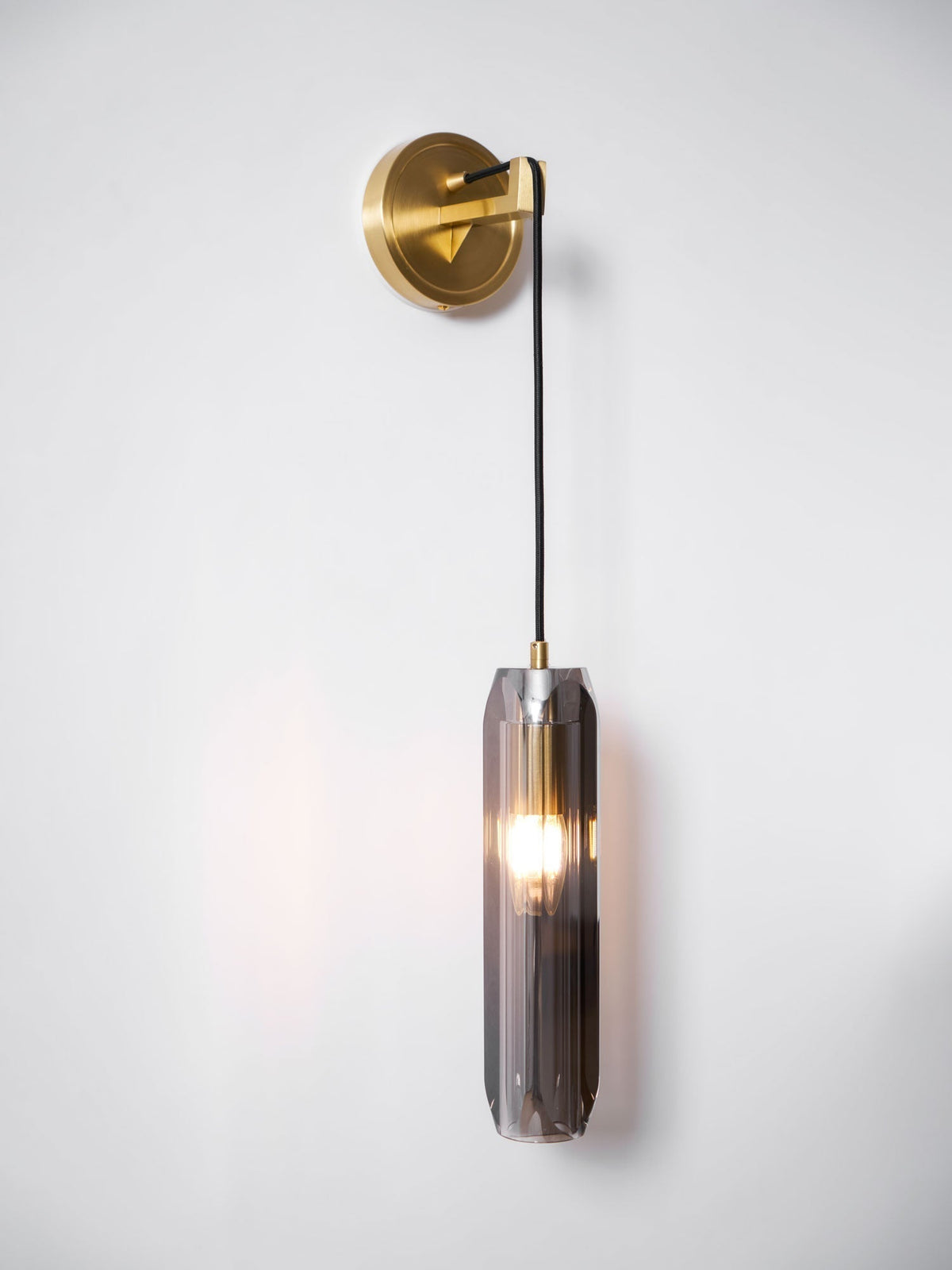 Zodorila Moderne wandlamp uit de Minimalistische Kristalserie