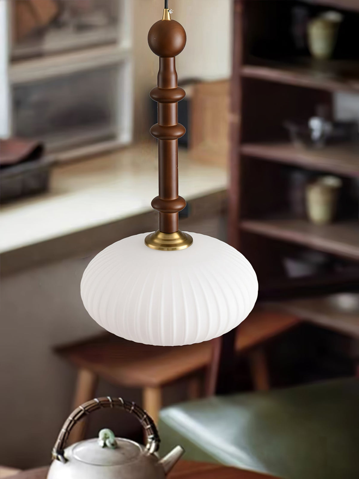 Iliror Traditionele hanglamp van Hout en glas