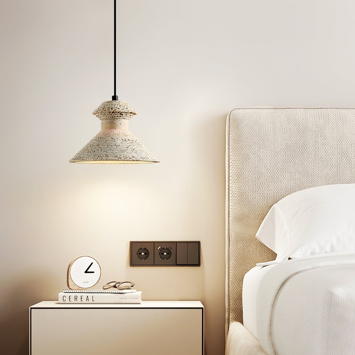 Nyrd hanglamp van geel travertin