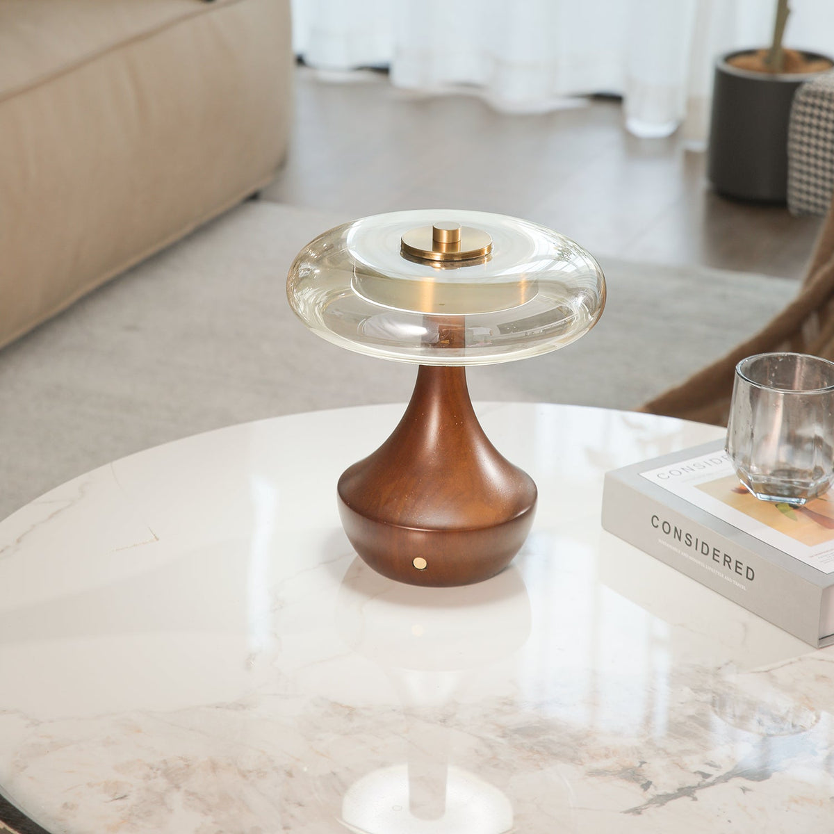 Orlan houten vintage tafellamp