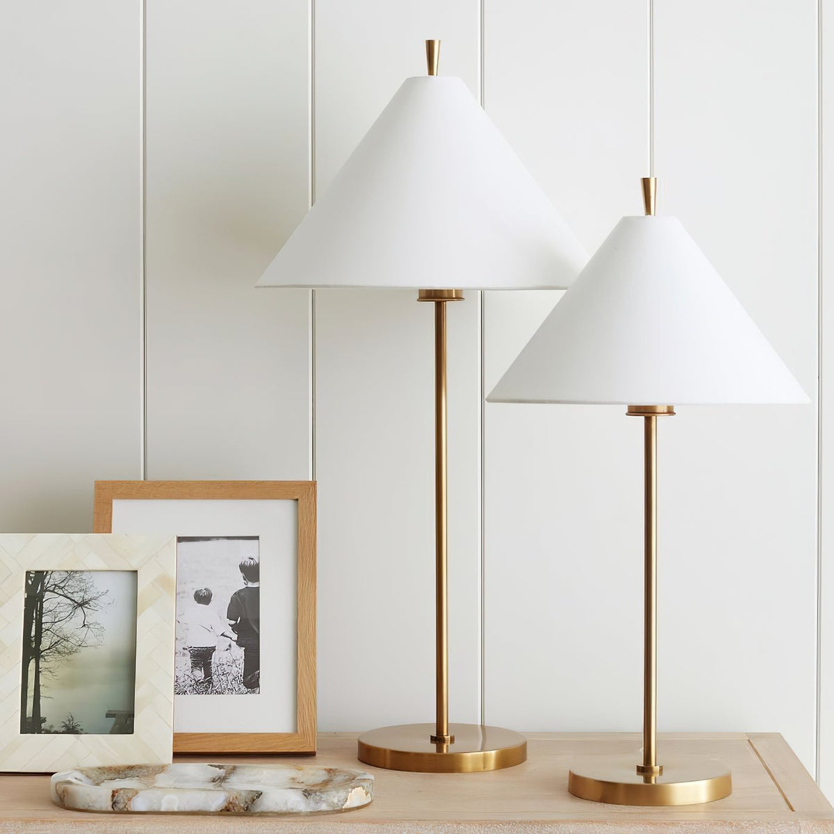 Sorivina elegante tafellamp met conische kap
