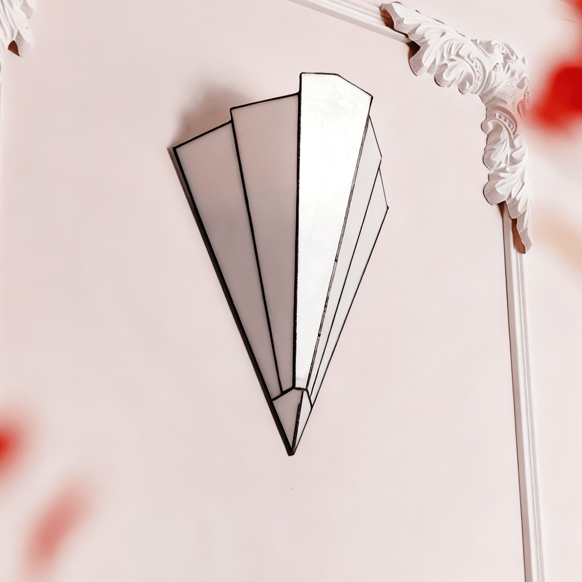 Lila Deco wandlamp
